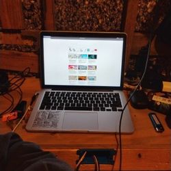 Laptop
