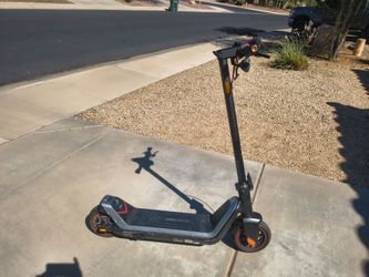 Niu KQi3 Pro long range adult scooter