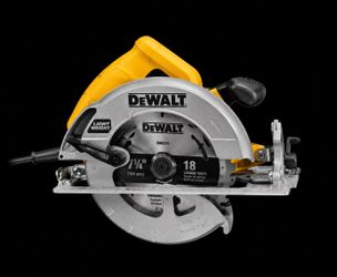 DEWALT 7-1/4” Circular Saw – Lightly Used / Open Box