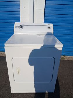 Kenmore dryer supercapacity on good working condition ( Se Habla Español