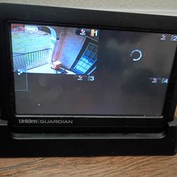 1 monitor/1 camera - video surveillance
