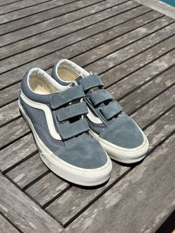 3 pairs of vans women’s 6-6.5