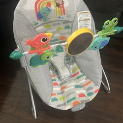 Bright Starts Playful Paradise Comfy Baby Bouncer Seat with Soothing Vibration and Toys, Unisex, 0-6 Months
