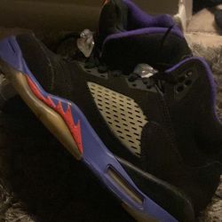 Jordan 5s size 7 in men