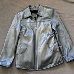 Damselle Women's Size Small Leather Lambskin Jacket With A Vest Lining  Used