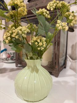 Floral vase