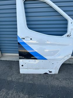 2015 - 2024 FORD TRANSIT-150 FRONT RIGHT PASSENGER SIDE DOOR SHELl