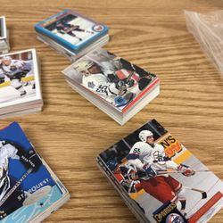 MASSIVE 90s Hockey Card Lot – 350+ Cards – Possible Rookies & Stars – Great Condition