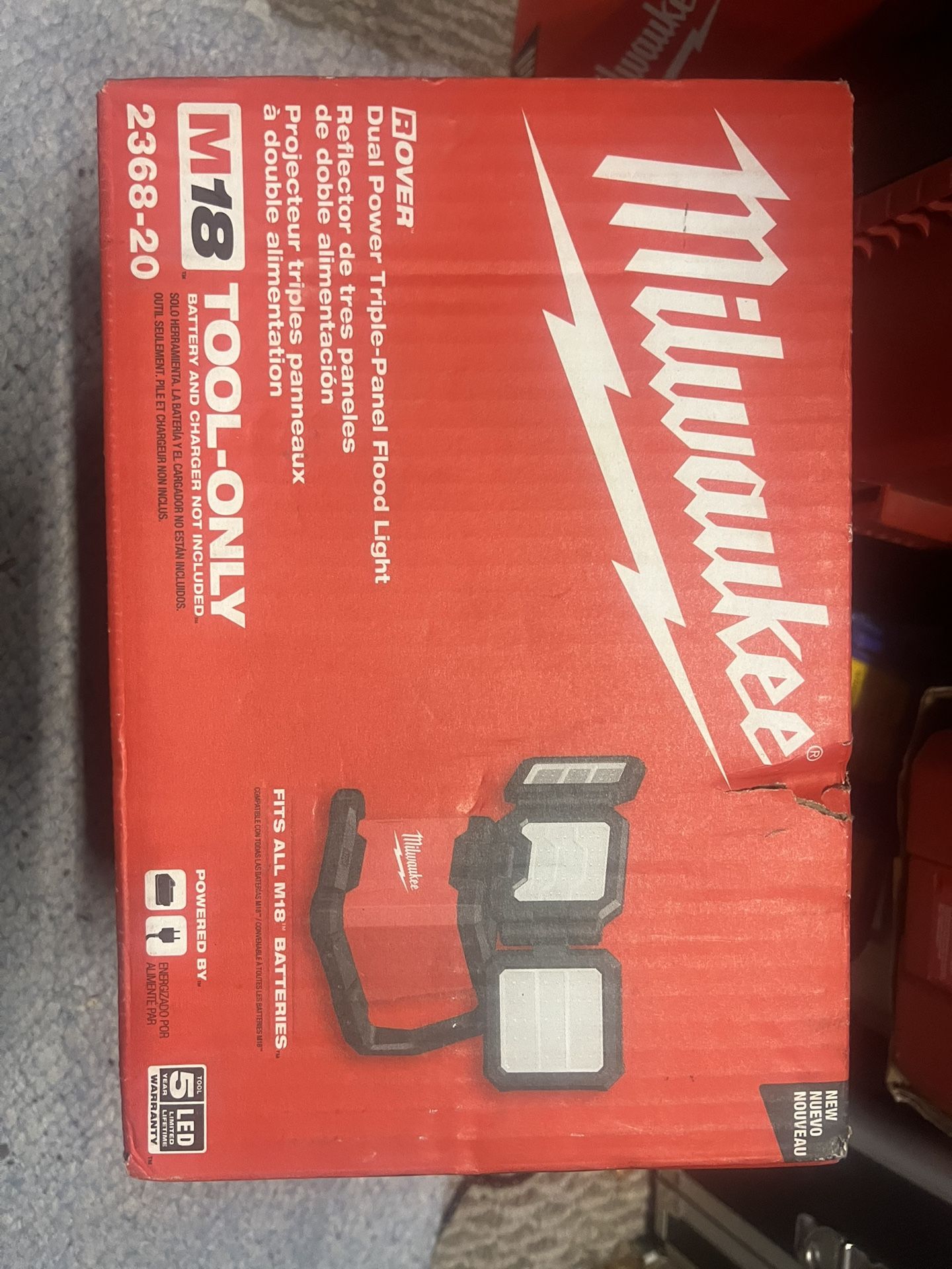 New Millwaukee M18 Light