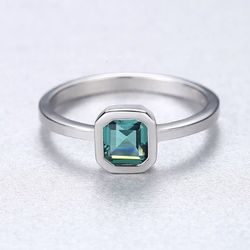 Emerald Silver Ring S925 Sz 8