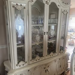 French Preventional Dinning Room set