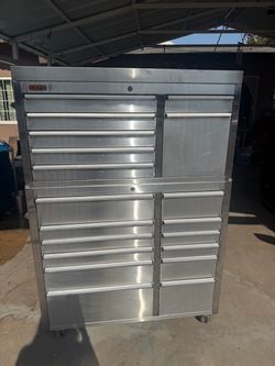 Tool Box with wheels
