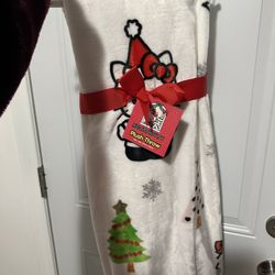 Hello Kitty Christmas Blanket