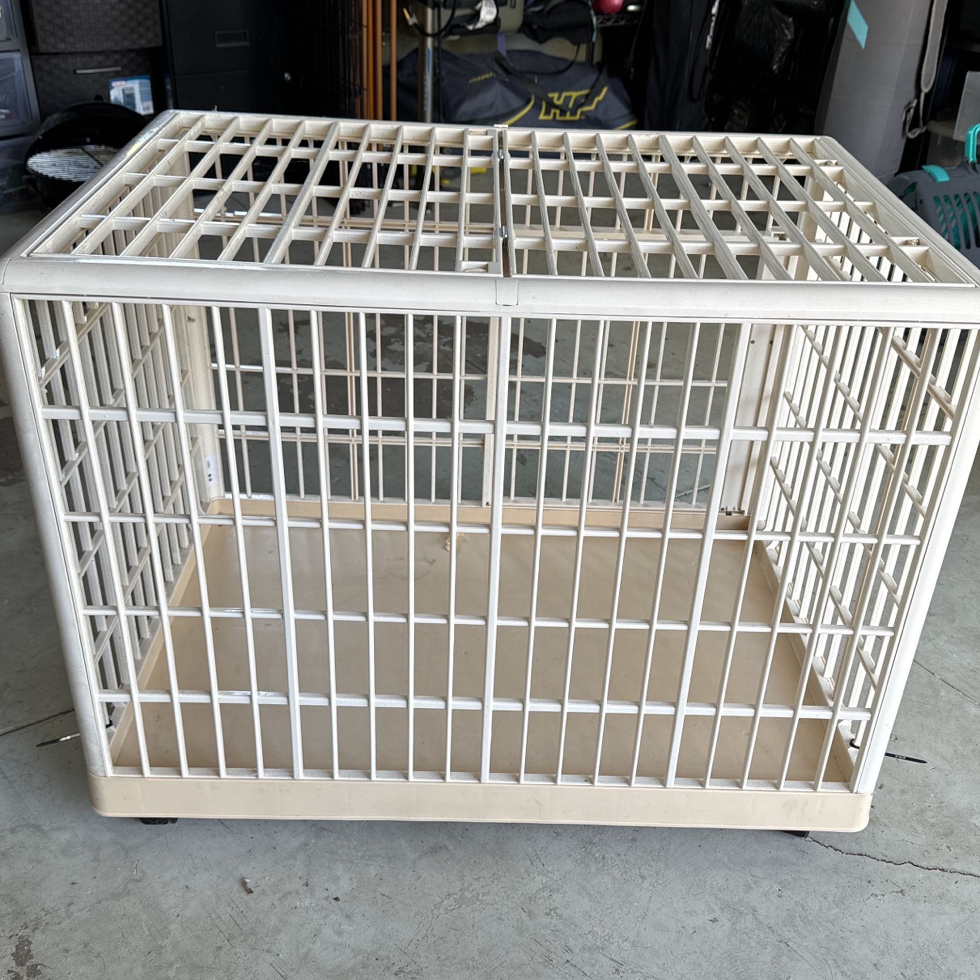 Dog crate