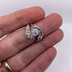 Diamond Engagement Ring (0.94 C.t) Cert!