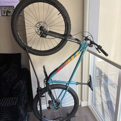 Trek Roscoe 7 2024 Bicycle