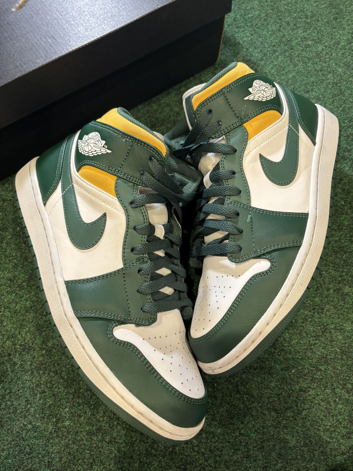 JORDAN 1 MID SONICS SIZE 11