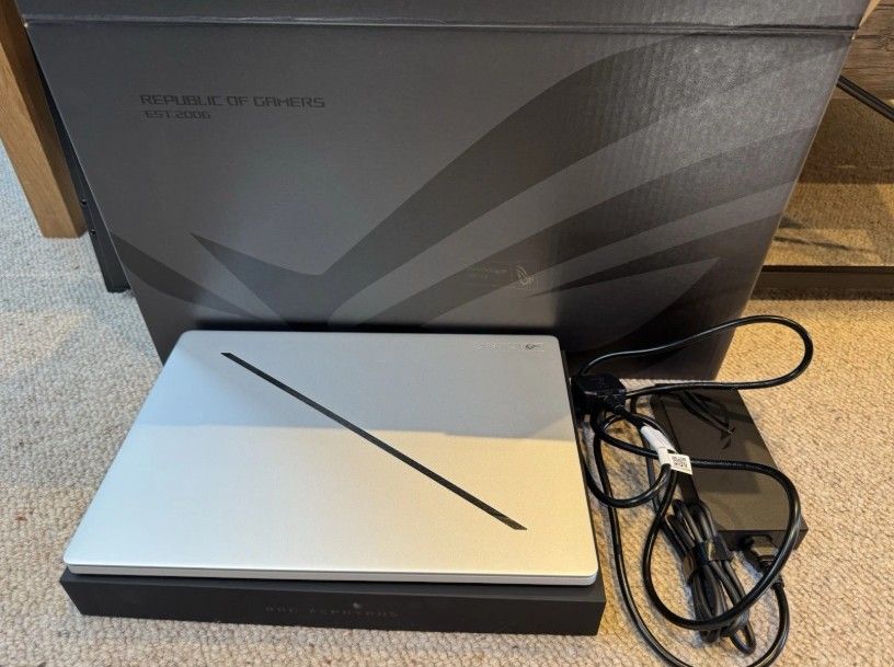 ASUS Zephyrus G16 Gaming Laptop