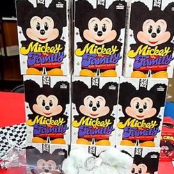 Popmart MICKEY & FAMILY 