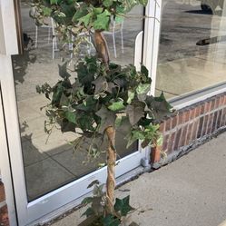 Topiary tree