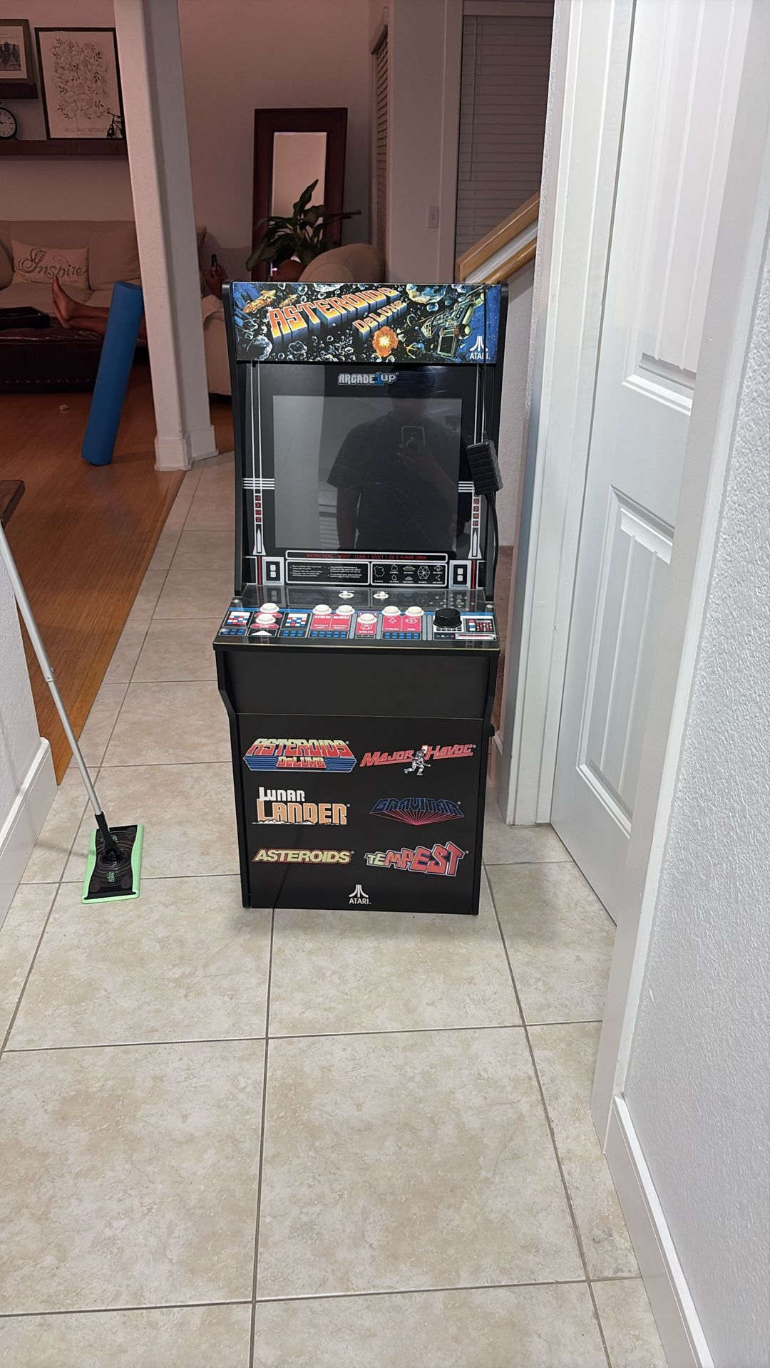 Asteroids Deluxe 6 in 1 Arcade Cabinet