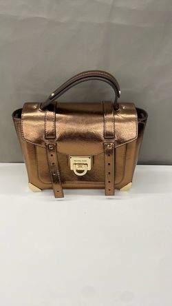 Michael Kors purse. Item No 118 (Shopgoodwill)