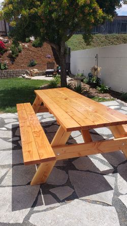 Classic Style Picnic Tables