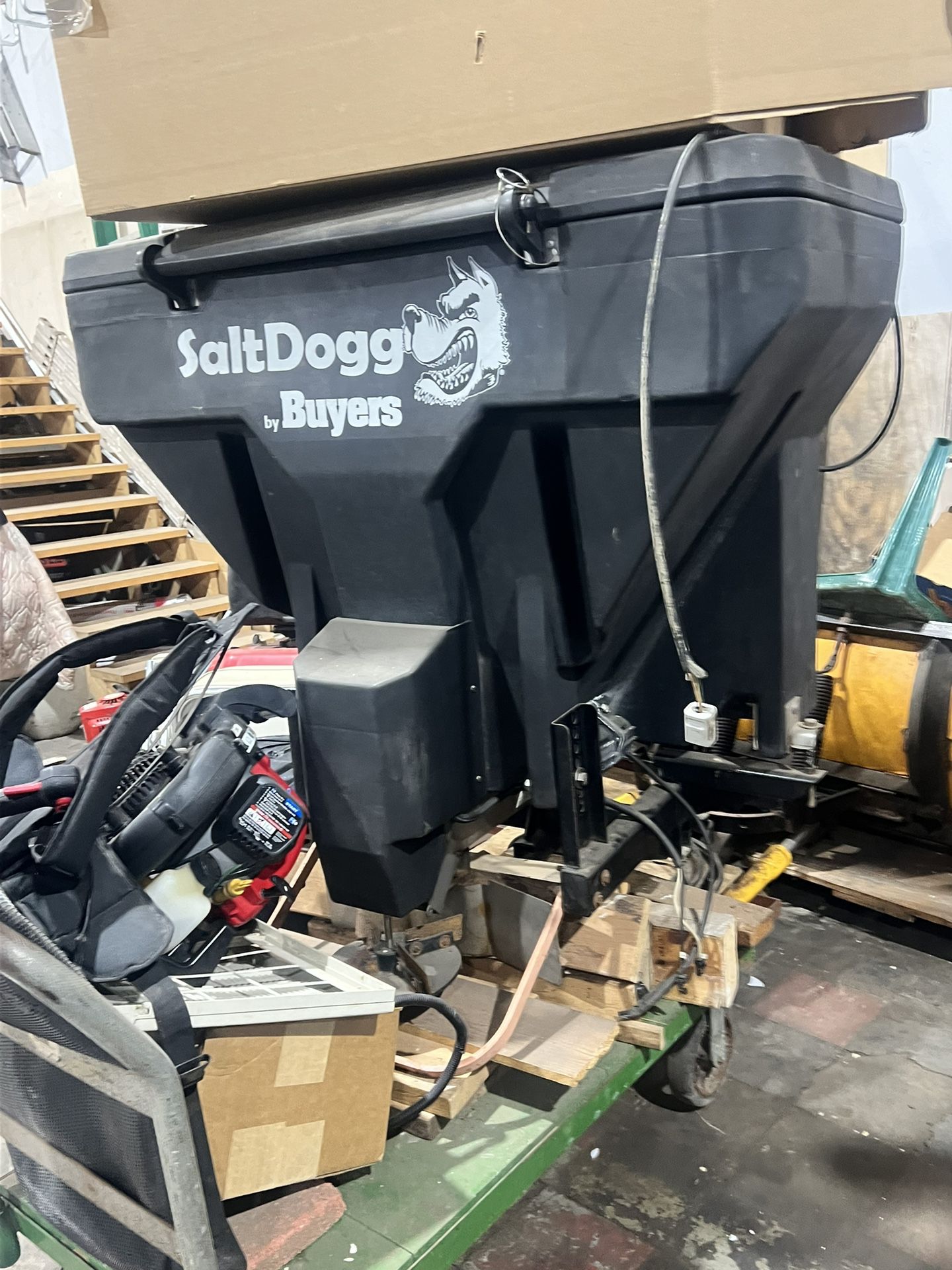Saltdogg Salt Dog By Buyers Truck 