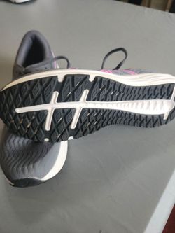 Womens Sketchers Tennis Shoes