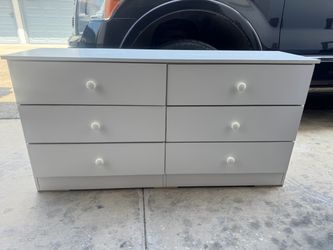 White 6-Drawer Double Dresser