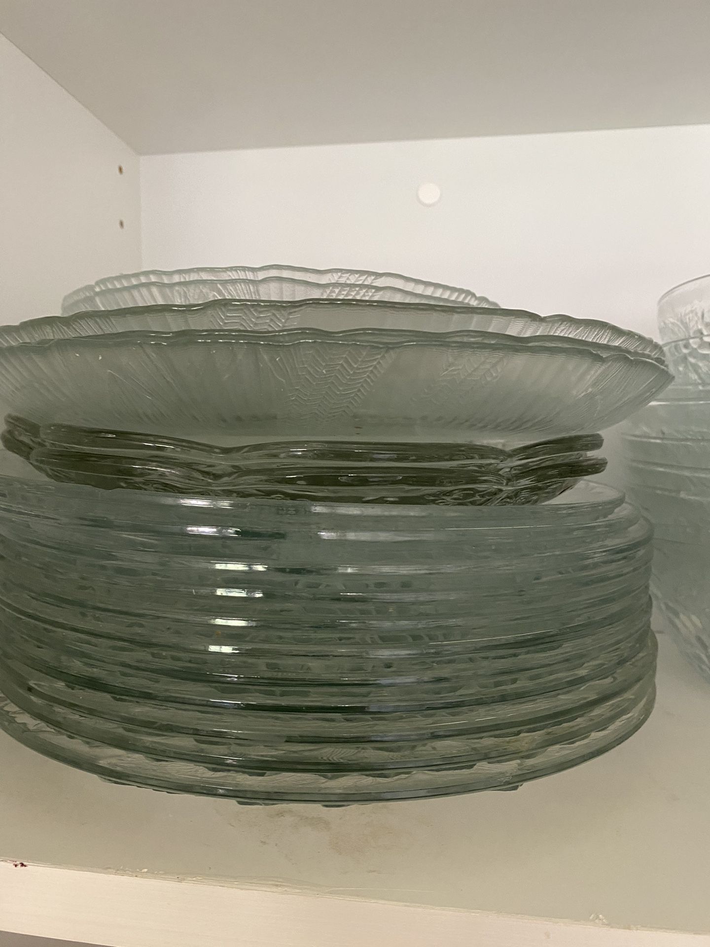 Clear Plates Set $30