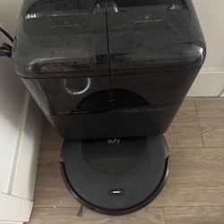 Eufy Omni C20 Robot Vacuum & Mop w/ Auto-Clean Station + 5 Extra Dust Bags – Like New