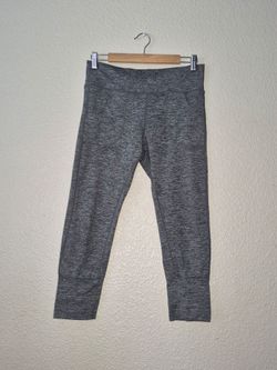 90° Womens Grey Workout Leggings Carpi Size: M