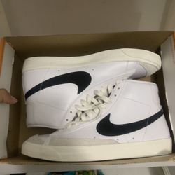 Nike Blazers Brand New Size 10 1/2