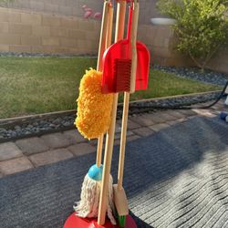 Melissa And Doug Dust! Sweep! Mop!