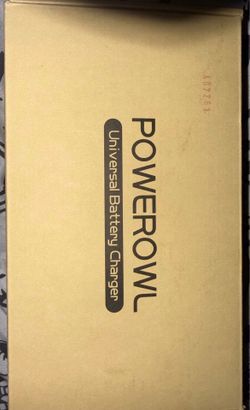 POWEROWL Universal Rechargeable Battery Charger + 2 Rechargeable Batteries