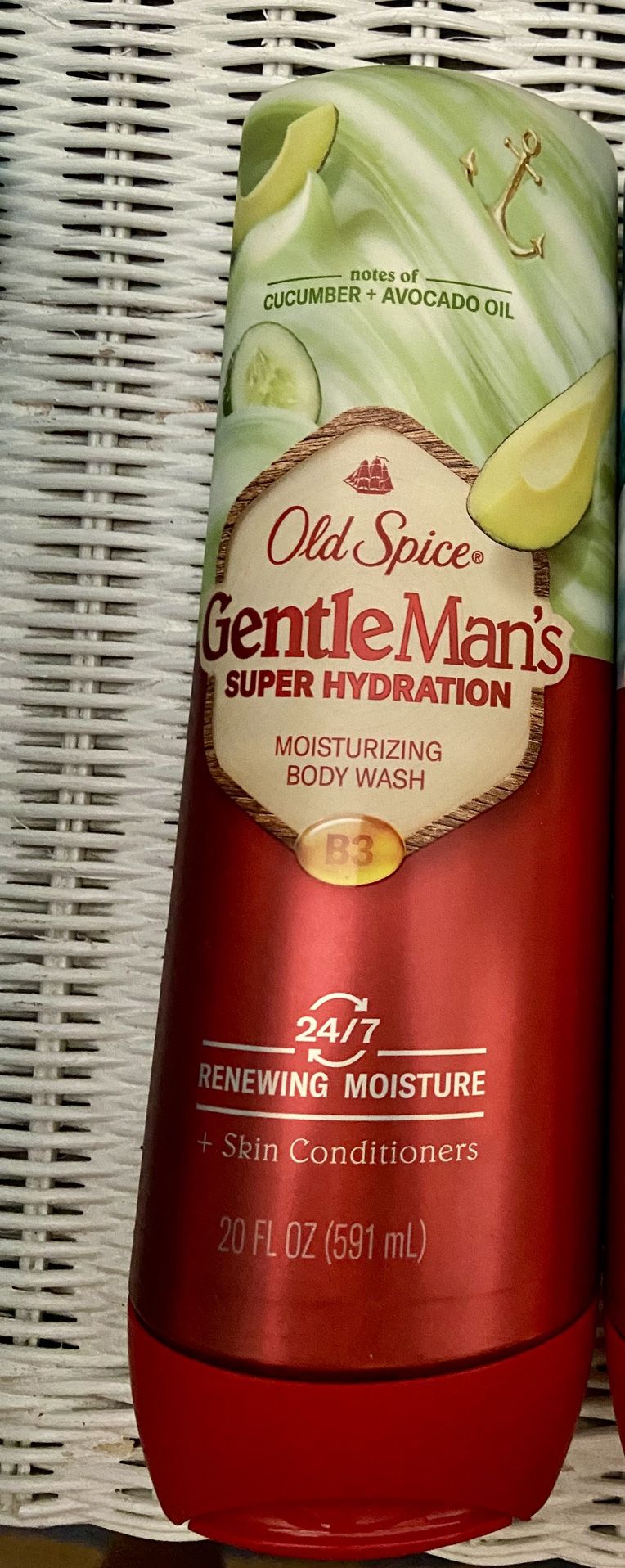 Old Spice Super Hydration Men's Body Wash, Cucumber & Avocado Oil 24/7 Renewing Moisture, 20 fl oz. New