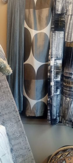 New 3ft by 3 ft silk fabric high quality material only 10 each buy more pay less