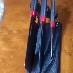 3 Knife set with sharpener
