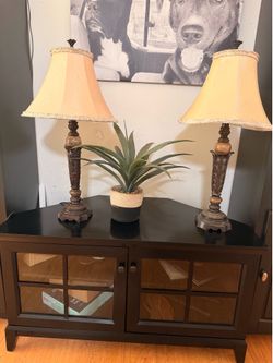 Corner tv console