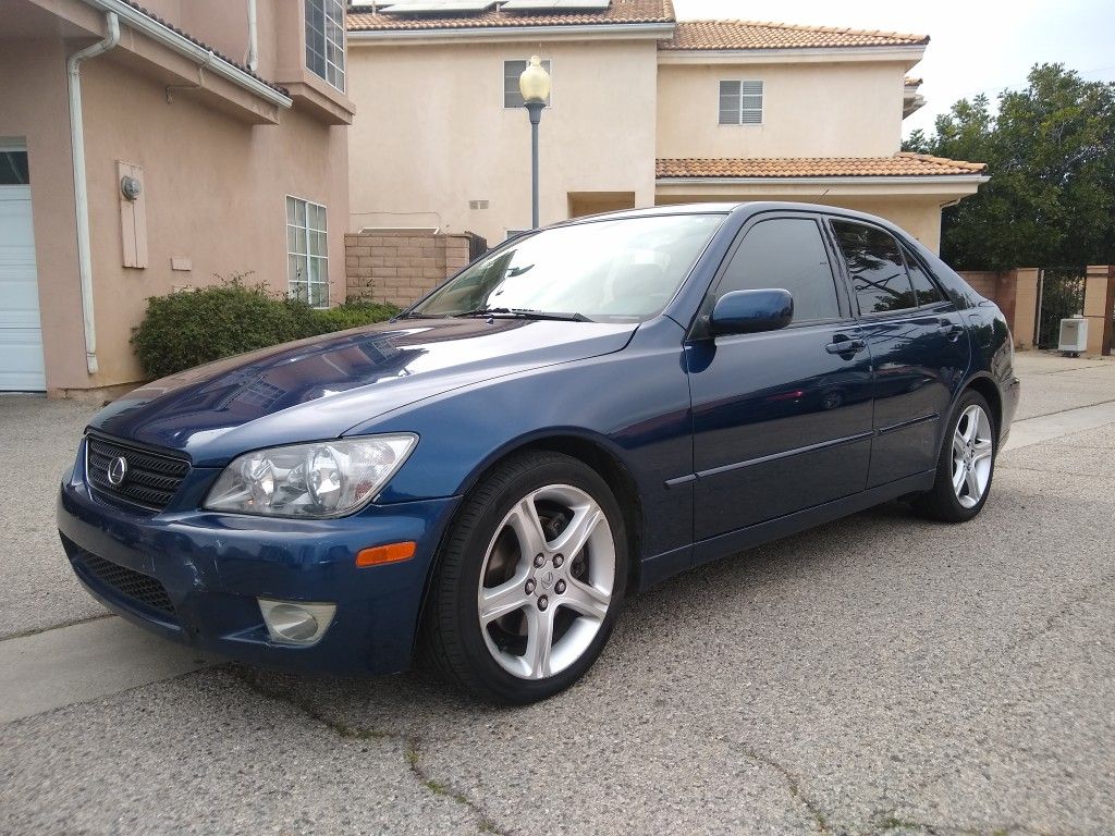 2005 Lexus IS 300 for Sale in Los Angeles, CA OfferUp