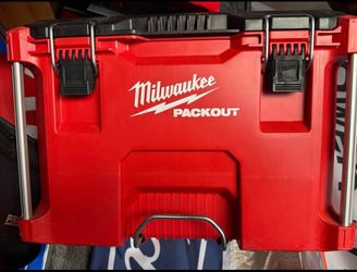Milwaukee Packout Base and Tool Bag
