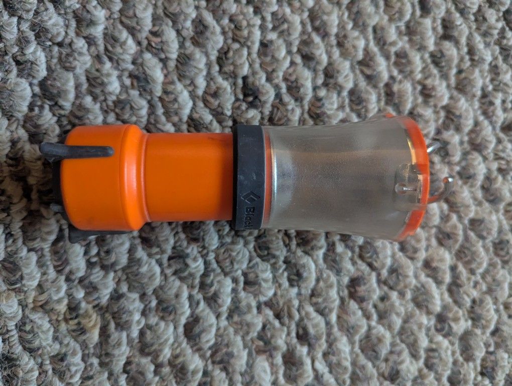 Black Diamond Lantern Mini Extending Handheld Hanging Led Flashlight Camp Light Uco Petzl Goal Zero Lighthouse Battery Powered Backpack Waterproof Rei