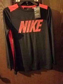 Nike 10/12 new with tag