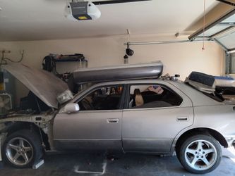 Lexus 1996  LS400 parting Out