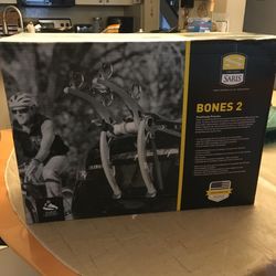 NEW Saris BONES 2 Bike BLACK Car Trunk Rack Bicycle Carrier USA Lifetime Warranty Saris 2 Bike Trunk Rack. The vinyl coated hooks strap securely to th