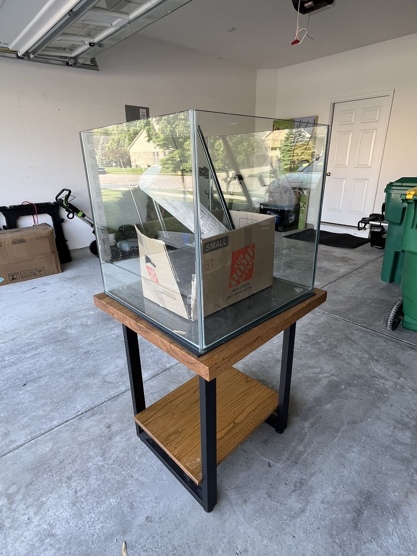 60 Gal 24x24” Tank Aquarium Glass Square Cube W/ Solid Wood Custom Stand Fluval filter NO LIVE FISH