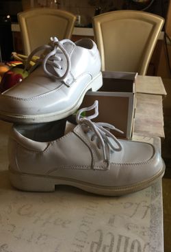 Zapatos blancos size 1