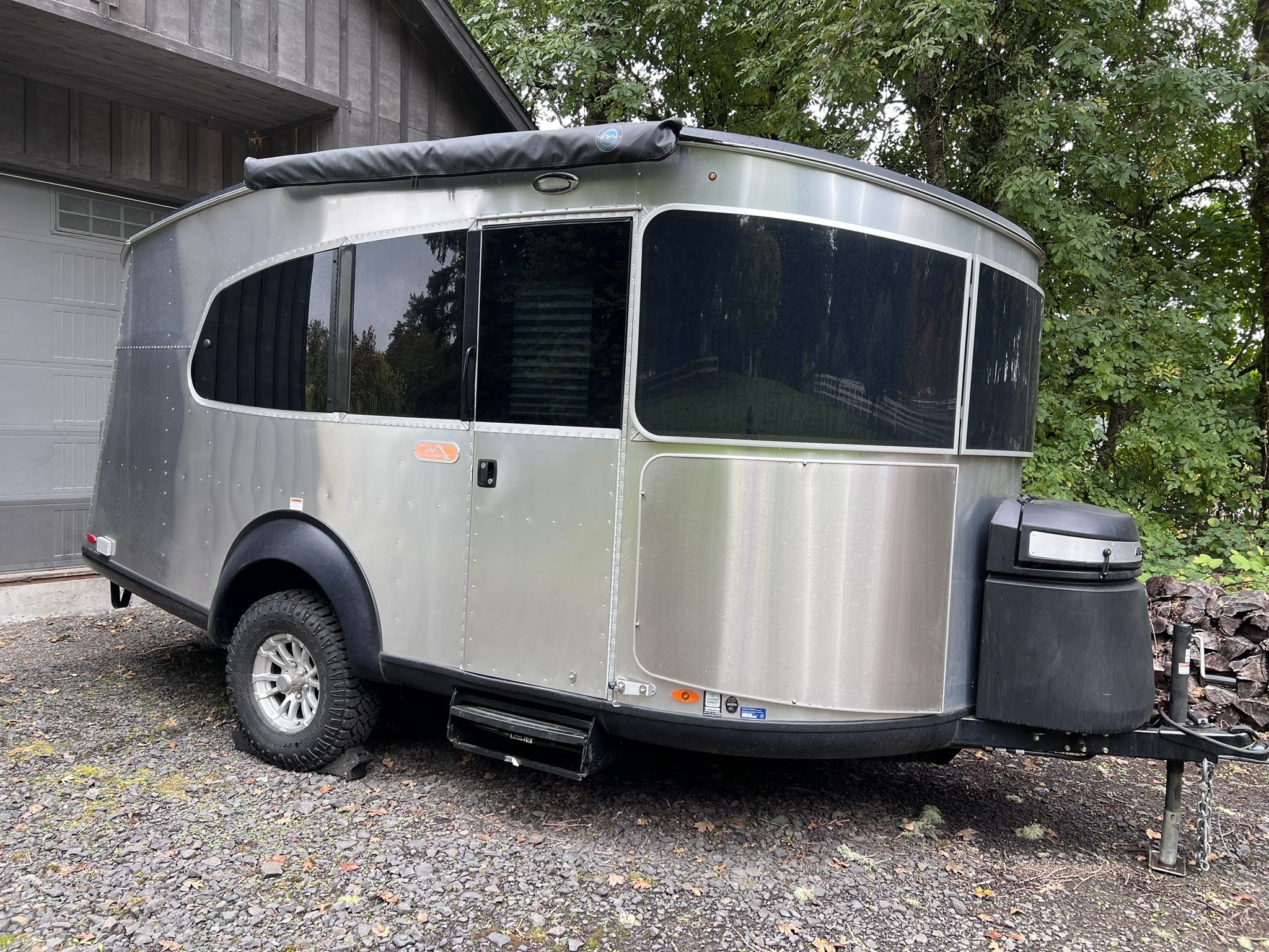Airstream Basecamp 20x