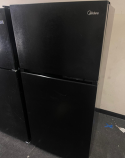 Midea Top Freezer Fridge – Black, Clean, Runs Great